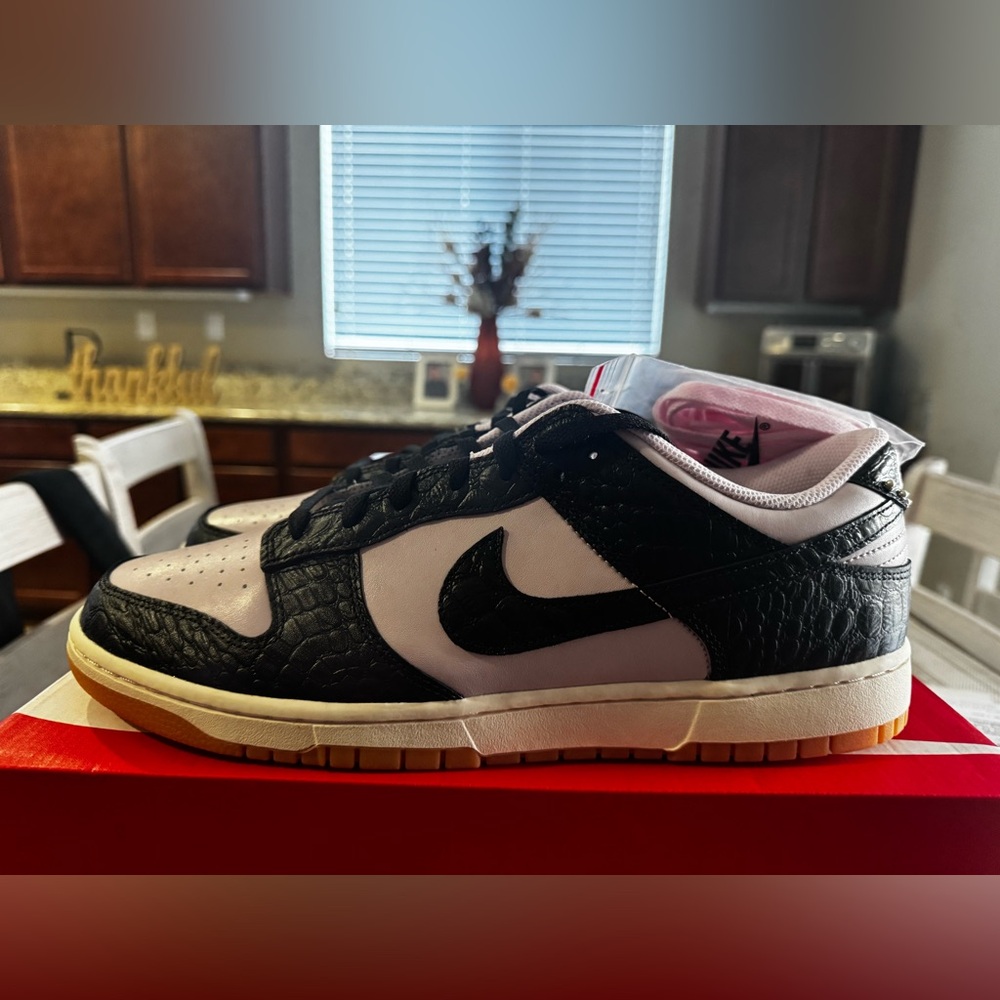 Nike Dunk Low Retro LTD